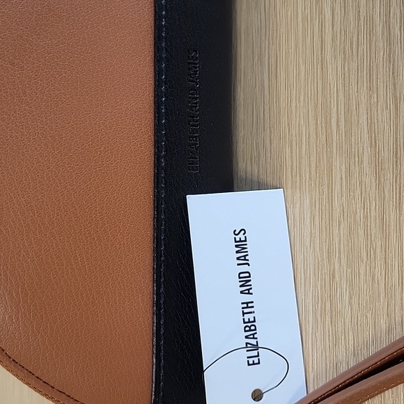 Elizabeth and James Wristlet - Picture 2 of 7